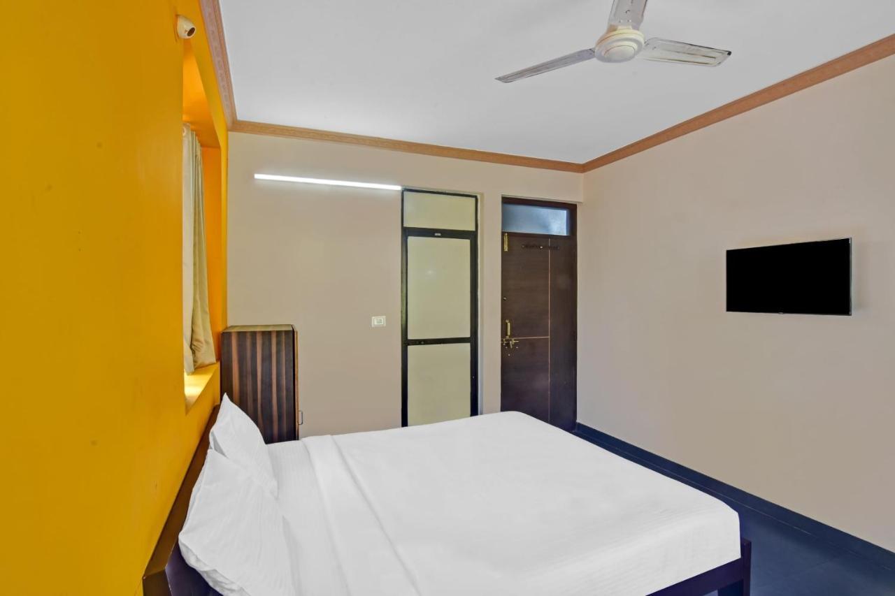 Capital O 85357 Hotel Sai Datta קלנגוטה מראה חיצוני תמונה
